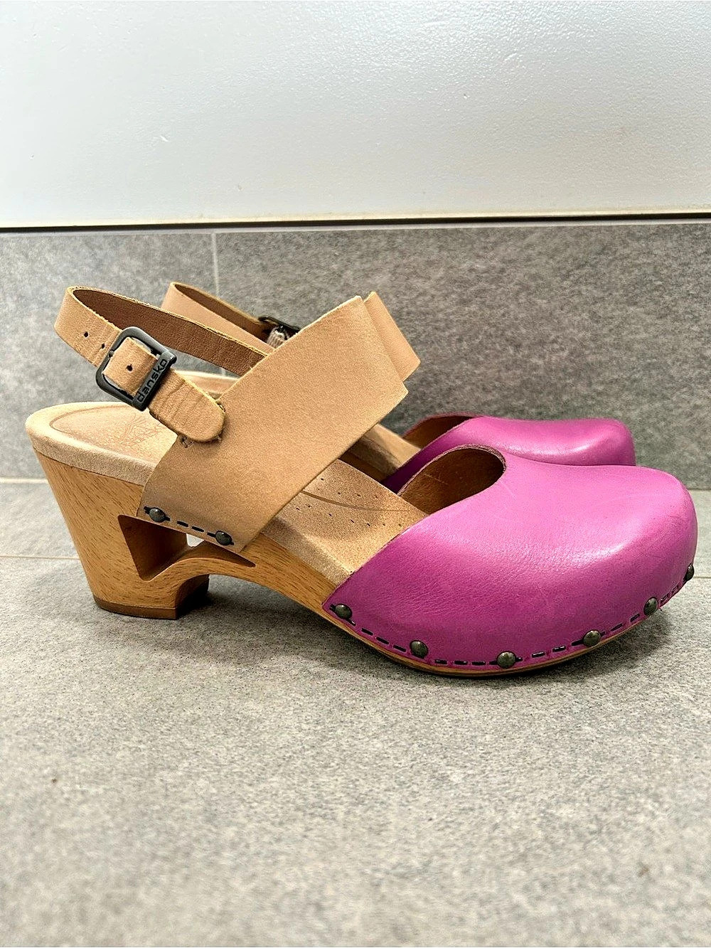 Dansko Thea purple & Tan Clogs wooden heel size 38 or 7.5